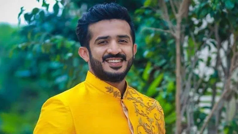 Anchor Ravi