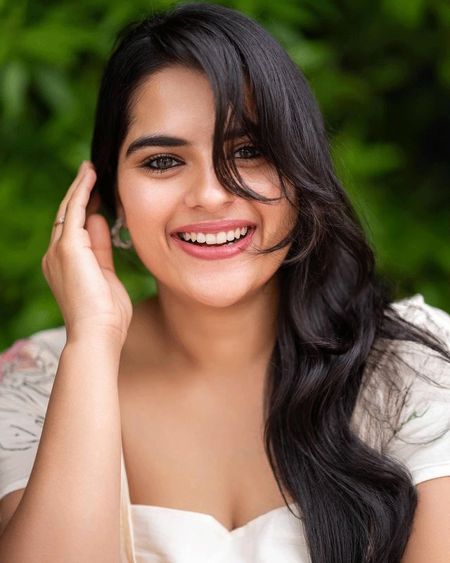 Kavya Kalyanram|ಕಾವ್ಯ ಕಲ್ಯಾಣ್ರಾಂ Biography: Career, Family, Movies 2024 Kavya Kalyanram|