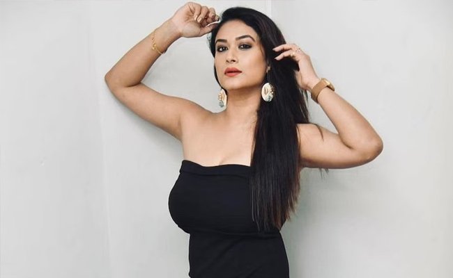 anisha-Kuppanda