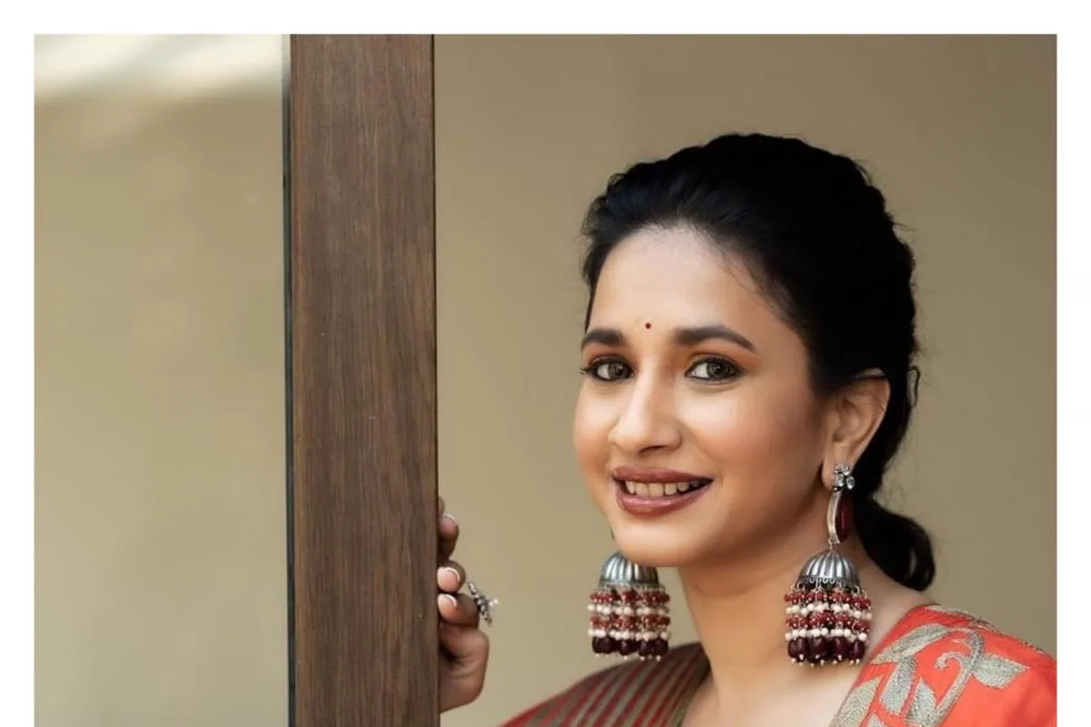 Manvita Kamath Biography | ಮನ್ವಿತಾ ಕಾಮತ್: ಜೀವನ ಚರಿತ್ರೆ, ಸಿನಿಮಾ, ವೃತ್ತಿ, ವೈಯಕ್ತಿಕ ಮಾಹಿತಿ ಮತ್ತು ಕನ್ನಡ ಚಿತ್ರರಂಗದಲ್ಲಿ ಪಾತ್ರ 2024 Manvita Kamath