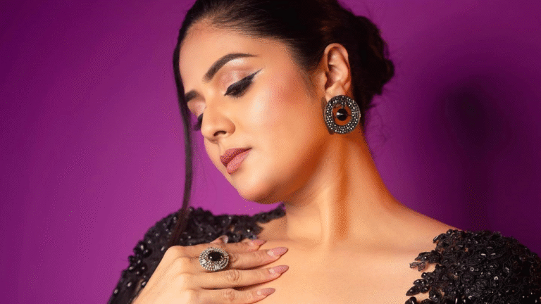 Sreemukhi | ಶ್ರೀಮುಖಿ Indian Television Anchor and Actress